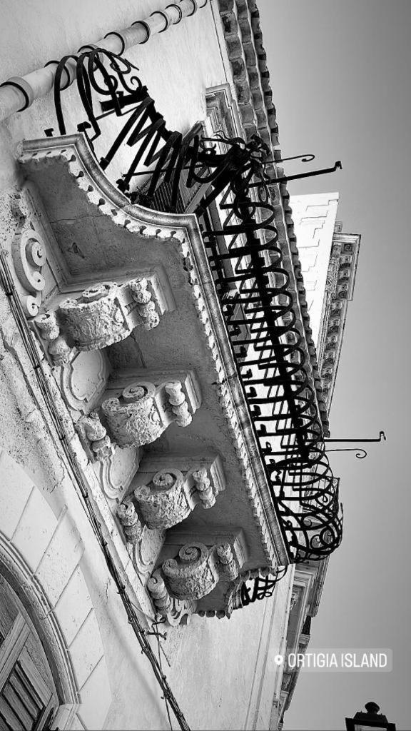 Palazzo Gancia Holiday Homes シラクーサ エクステリア 写真