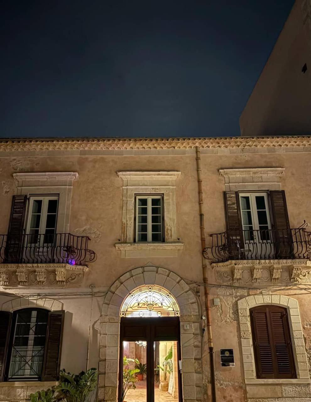 Palazzo Gancia Holiday Homes シラクーサ エクステリア 写真